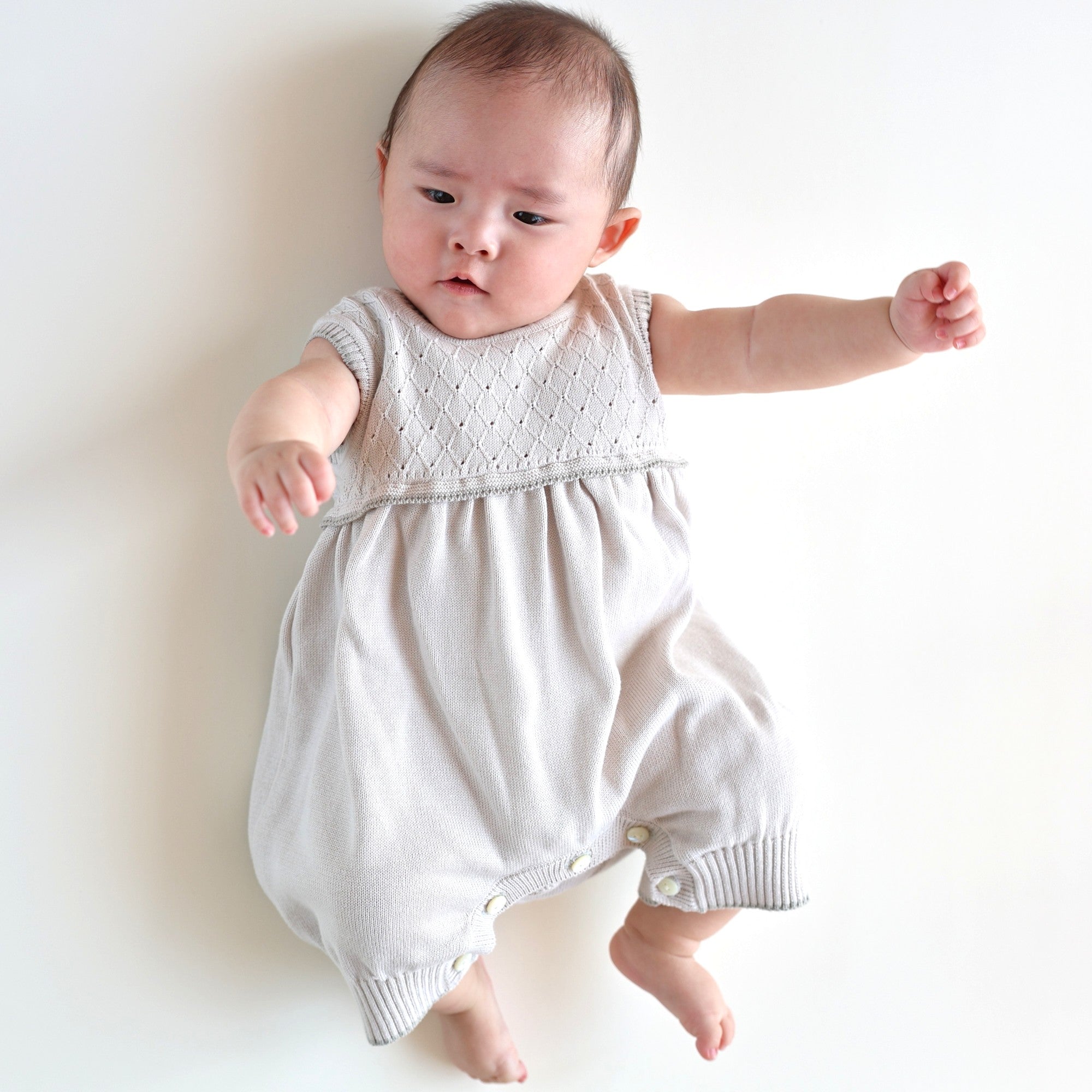 スモッキングロンパース(フェザーグレー)