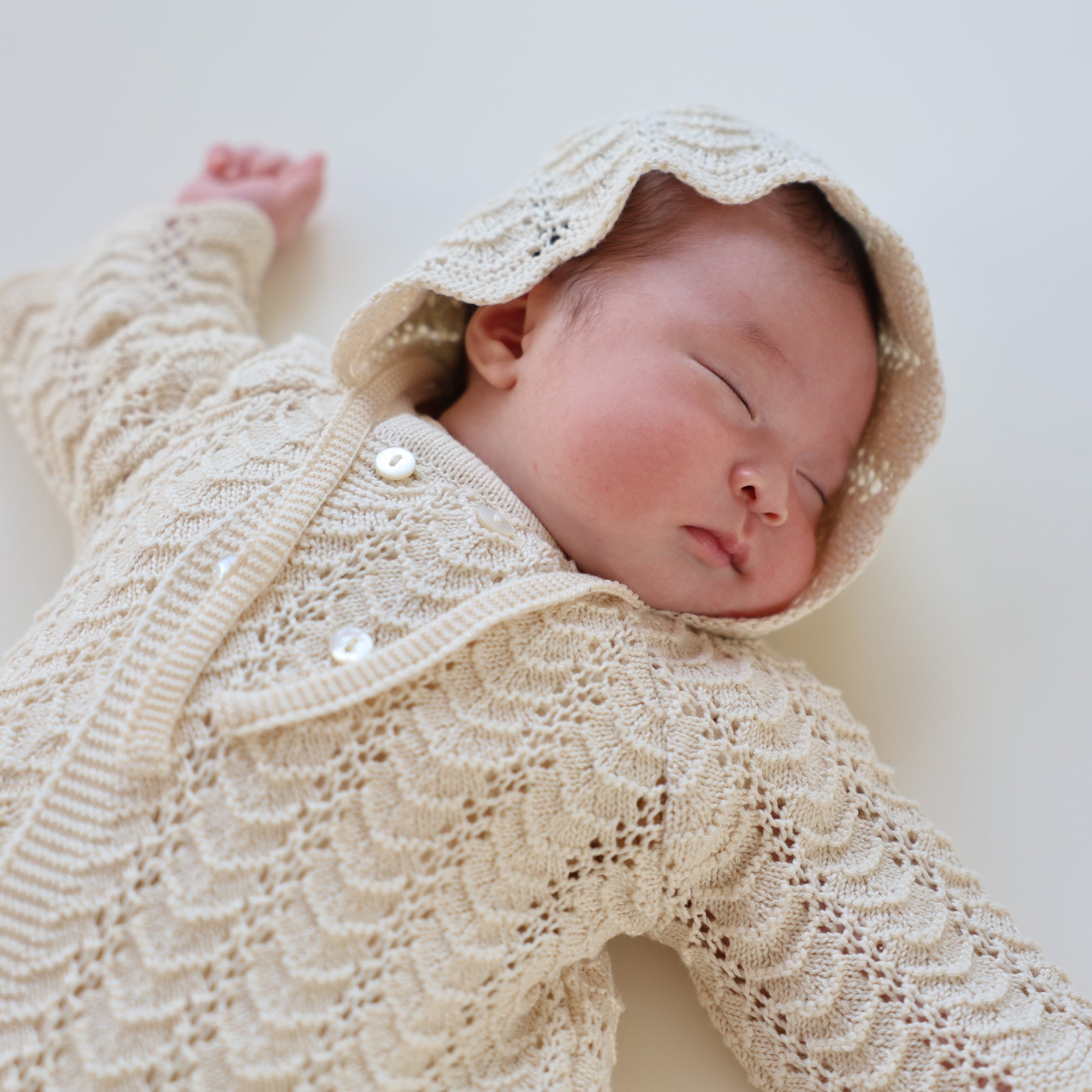 ベビードレス(帽子付き)