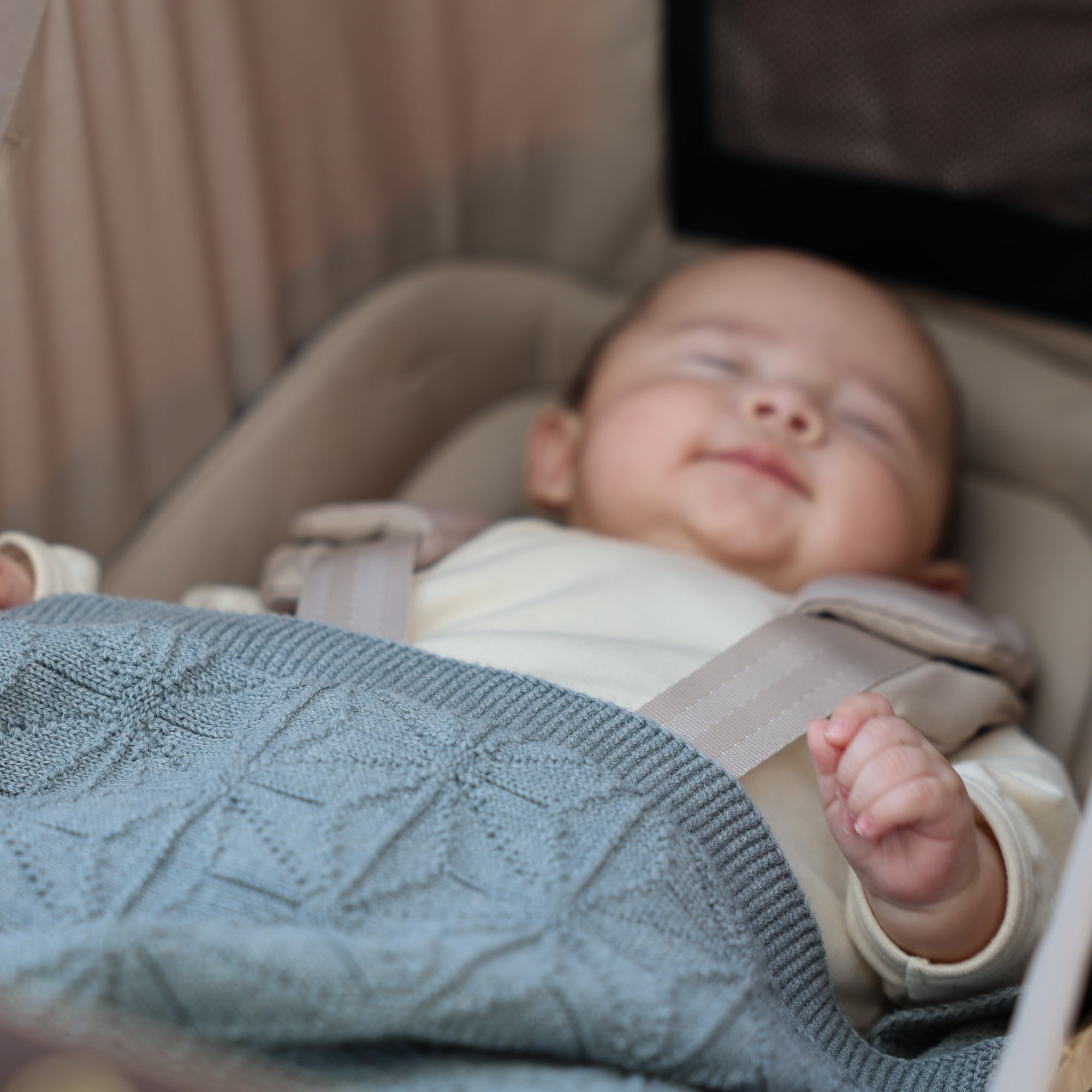 麻の葉柄ニットアフガン(紺青)