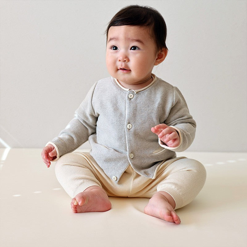 【新品】【初夏セール】 BABY トリコロールカラー カーディガン 縁どりくるんカーディガン（古色） – COFUCU（コフク）