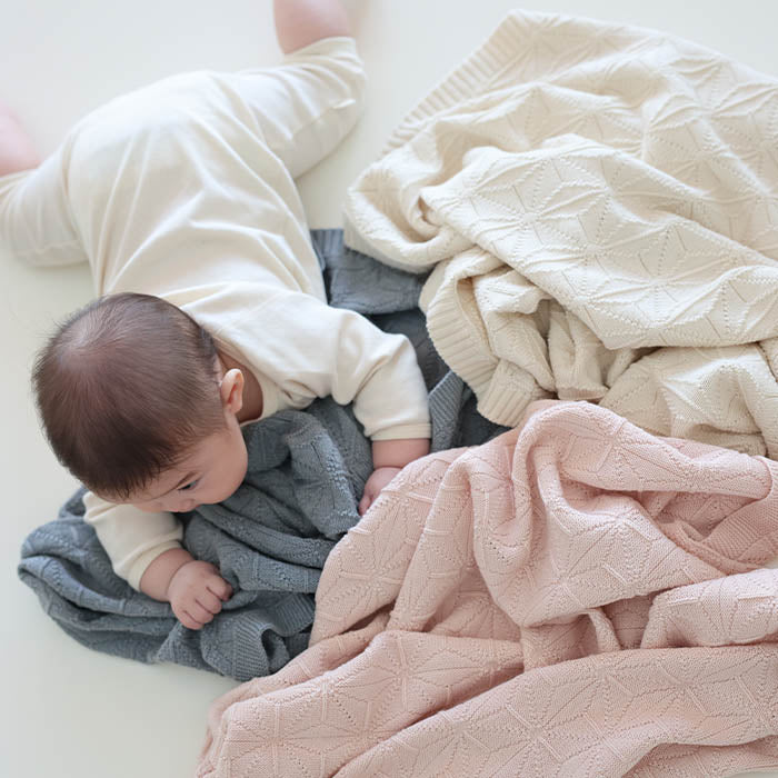 麻の葉柄ニットアフガン(さくらねずみ)