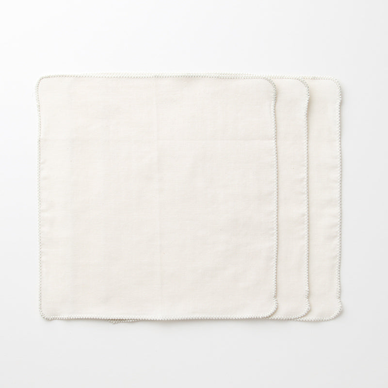 赤ちゃんのためのガーゼハンカチ(32x32cm 3枚セット)