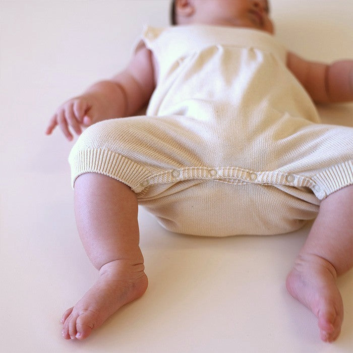 ニットロンパース(生成)