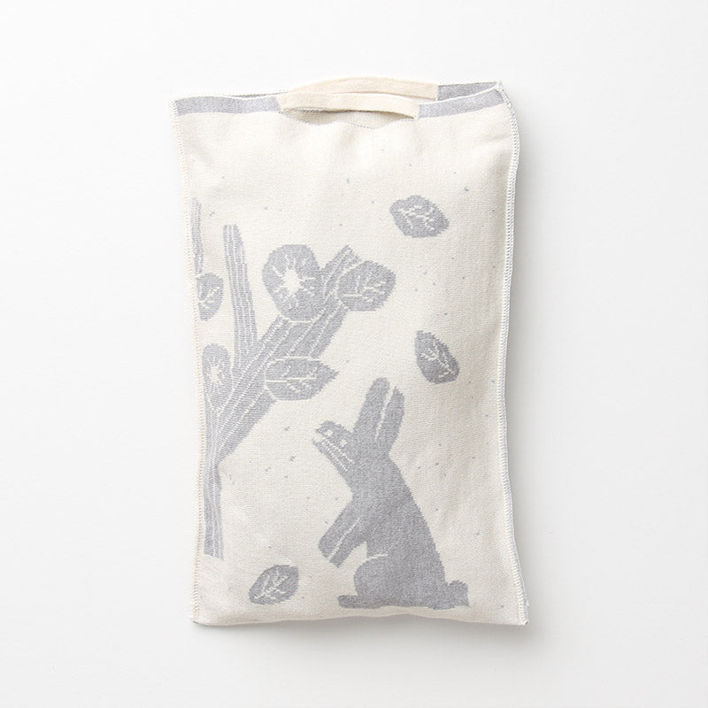 クッションにもなる アフガンケース(うさぎ柄)