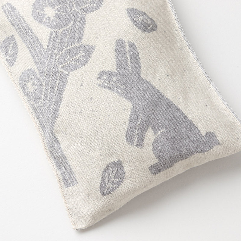 クッションにもなる アフガンケース(うさぎ柄)