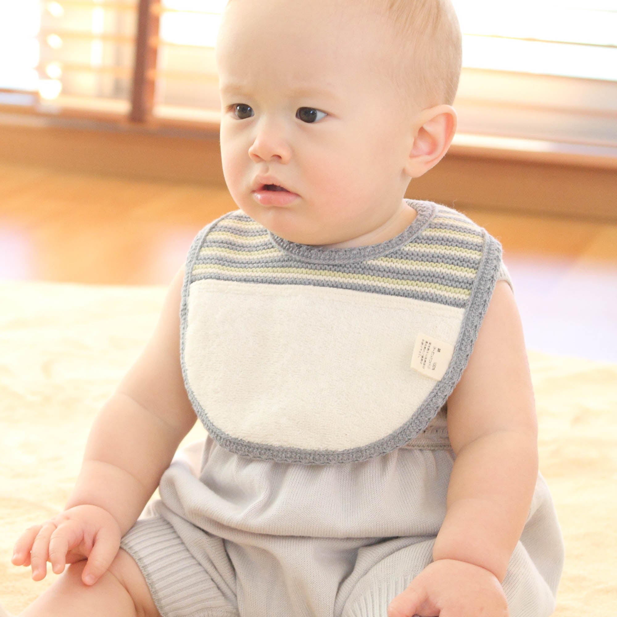 ボーダーニット&ふんわりパイルのスタイ(紺青)