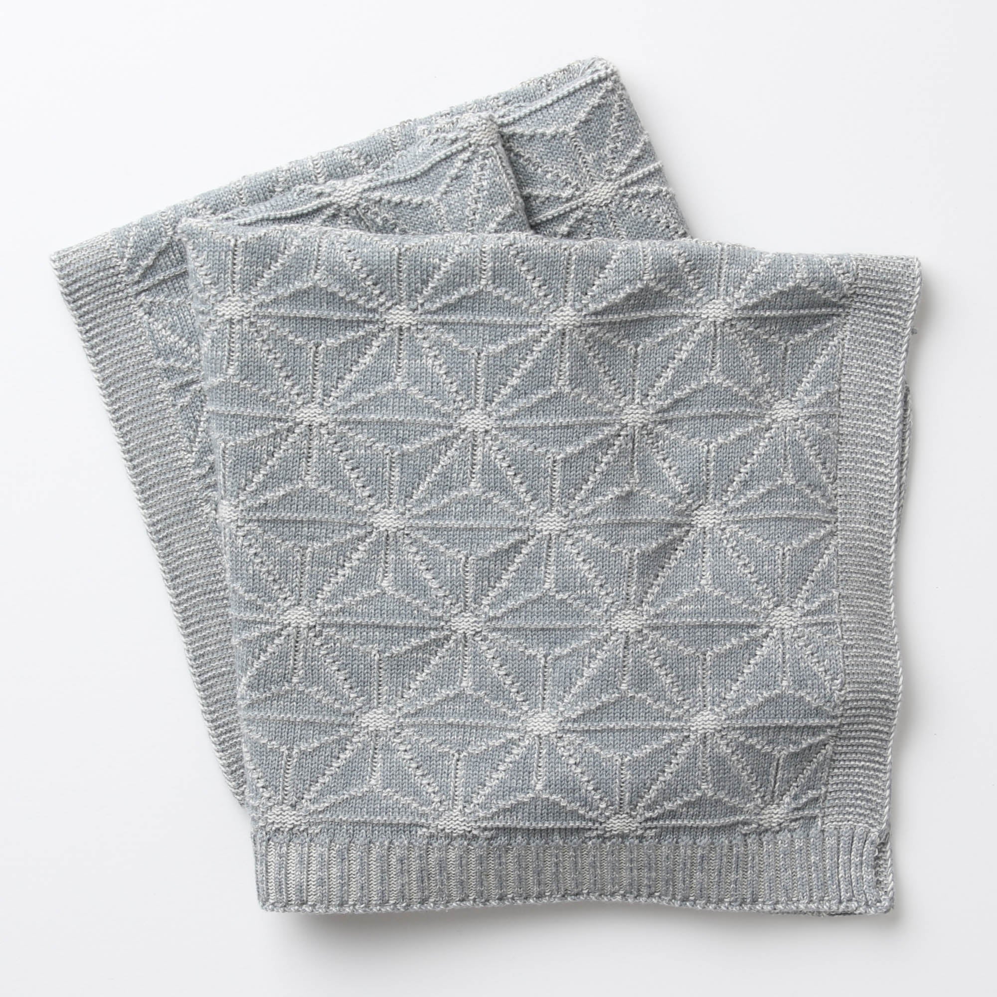 麻の葉柄ニットアフガンリバーシブル(紺青×生成)