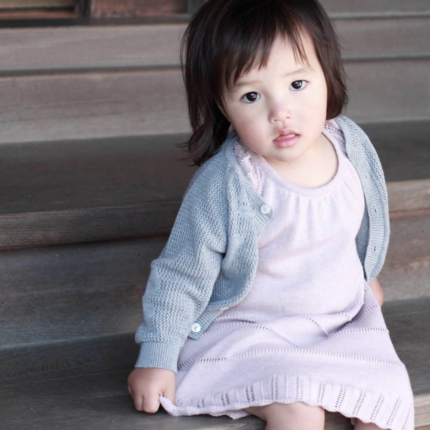 透かし柄クローバー柄カーディガン(紺青)