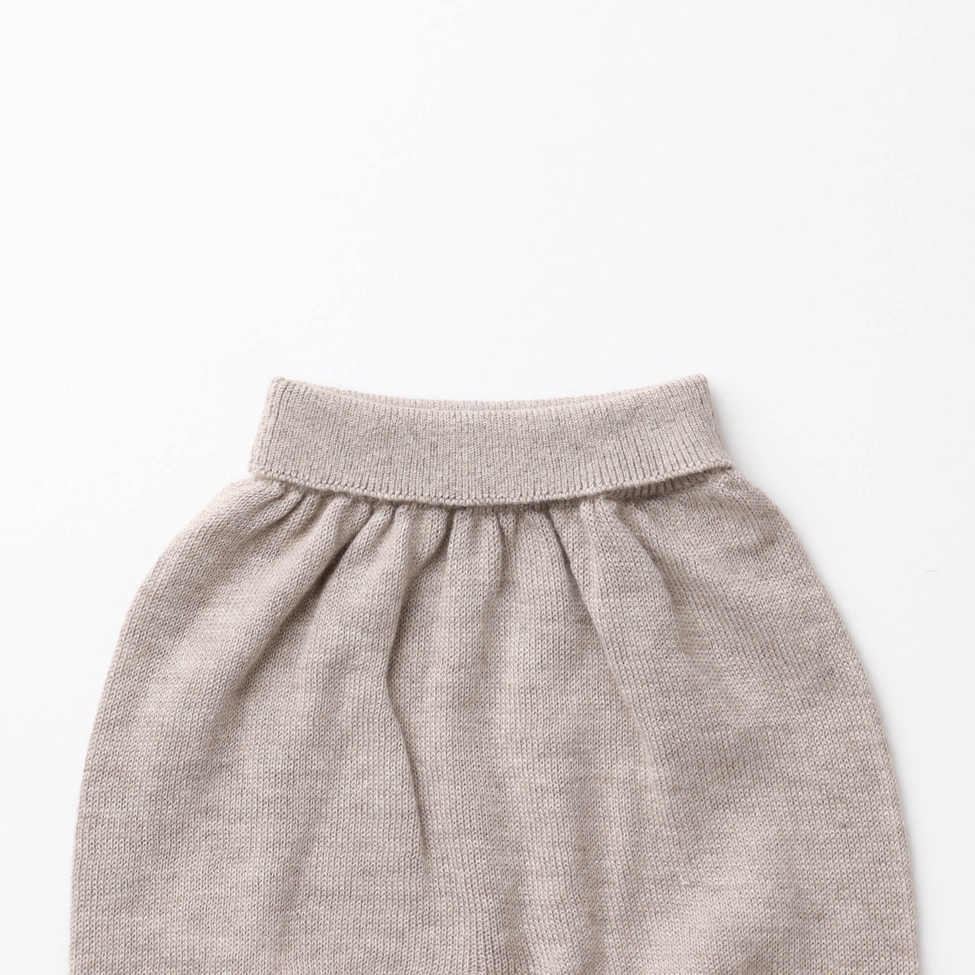 カシミヤ×シルク×コットン 縫い目のないパンツ(ブラウン)