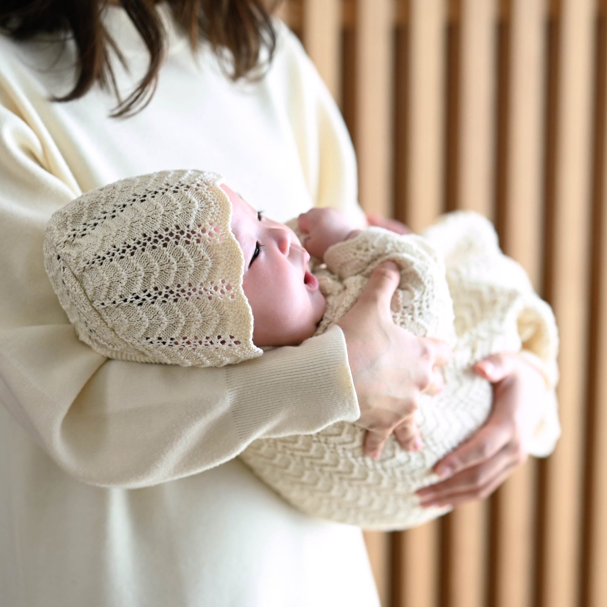 ベビードレス(帽子付き)