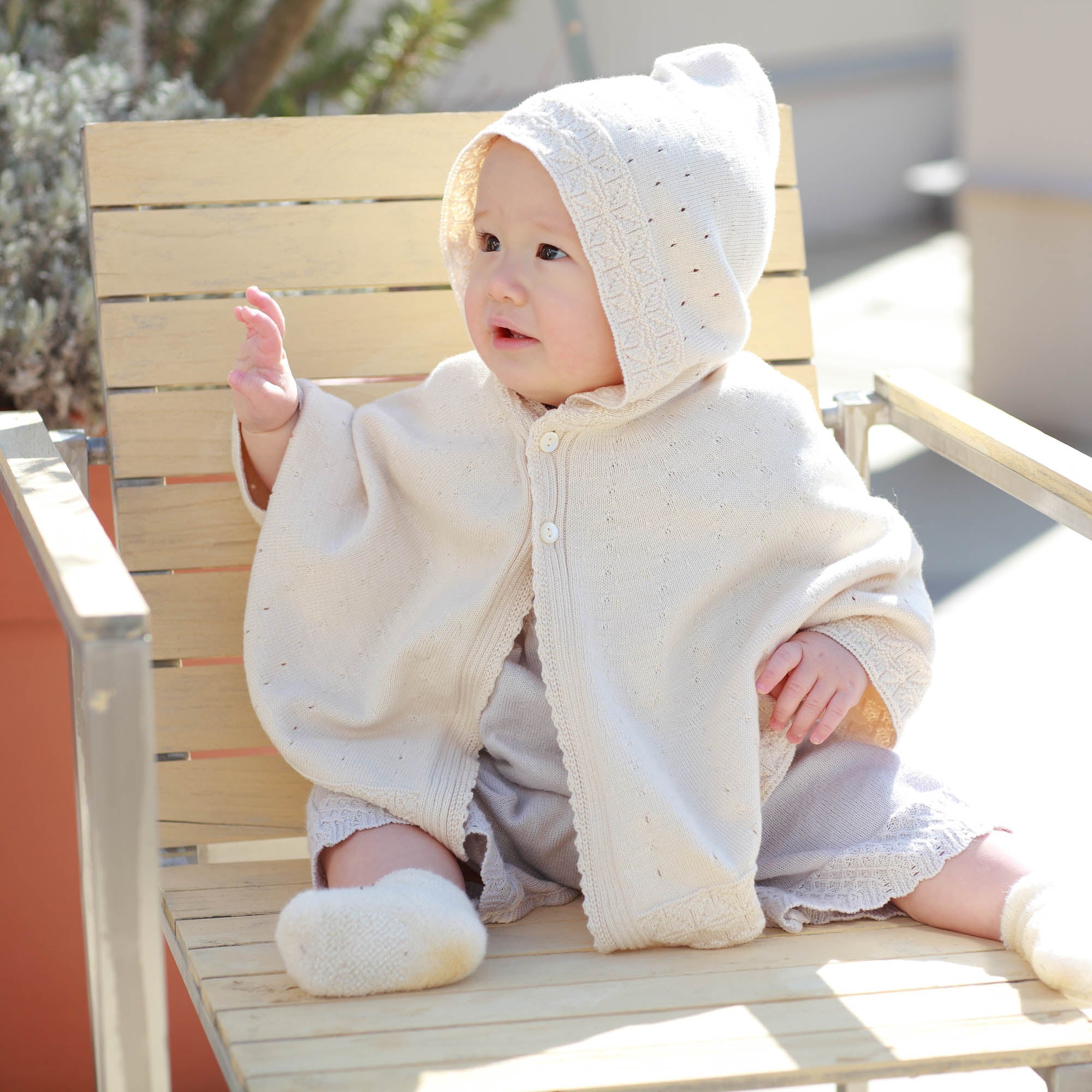 麻の葉柄マント(生成)