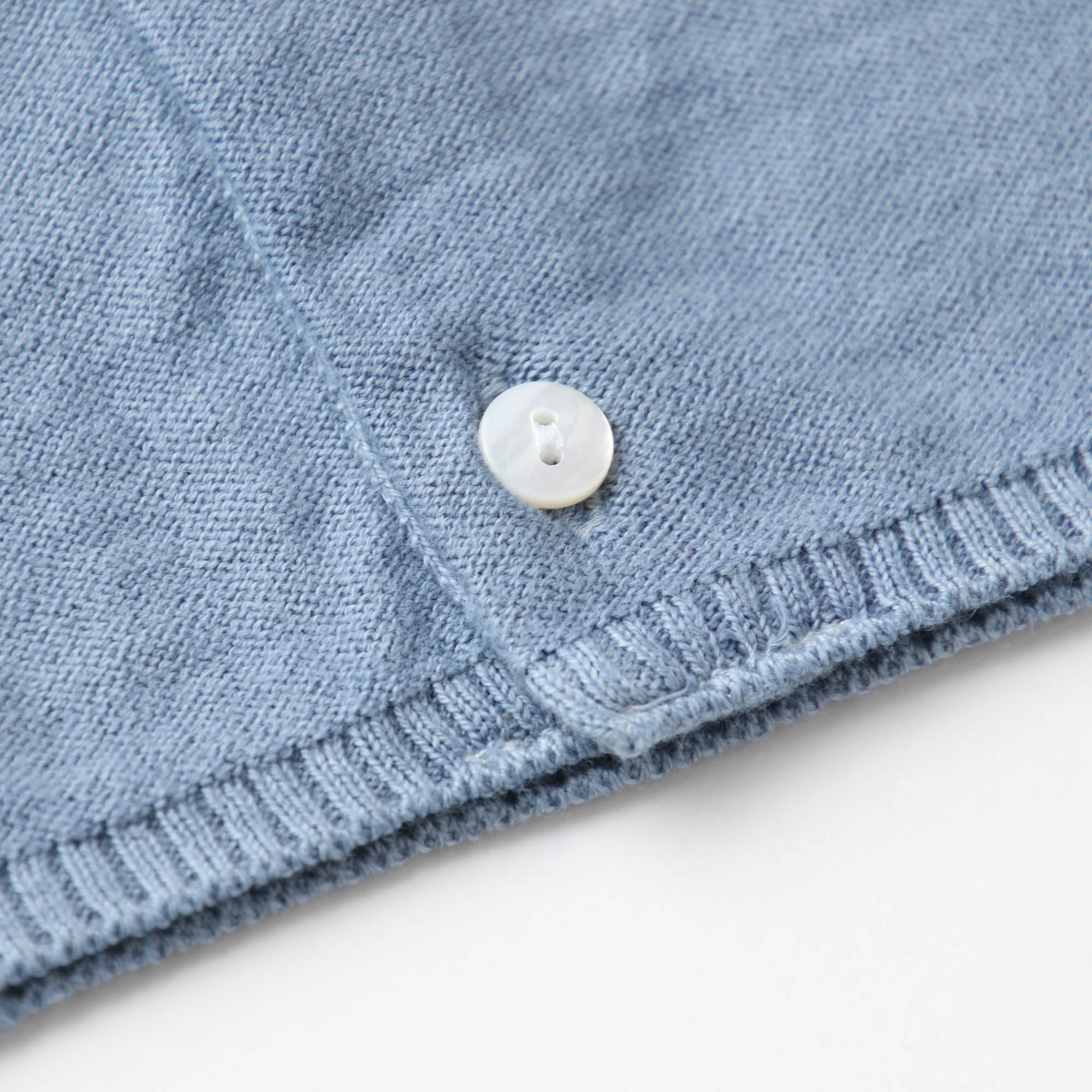 衿透かし柄ラグランカーディガン(藍錠)