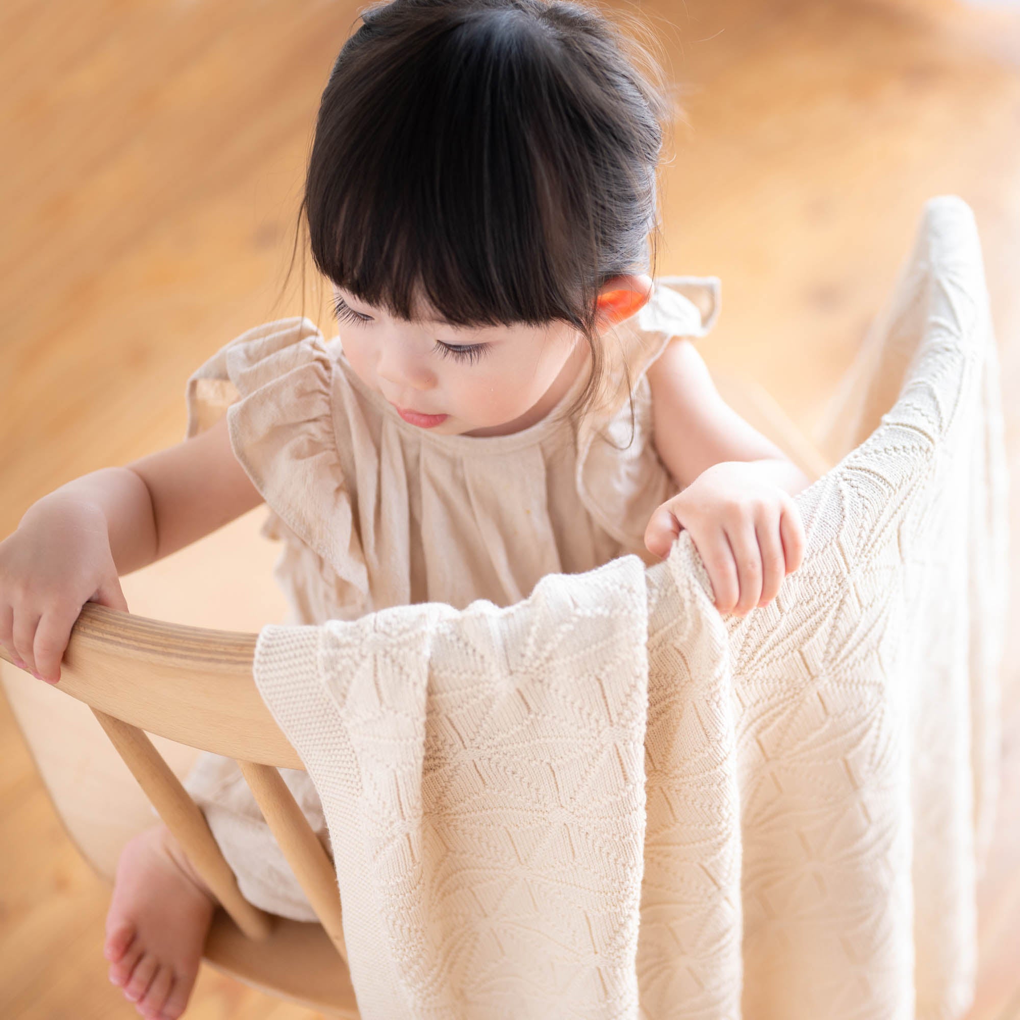 麻の葉柄アフガン手さげ箱入り(生成)
