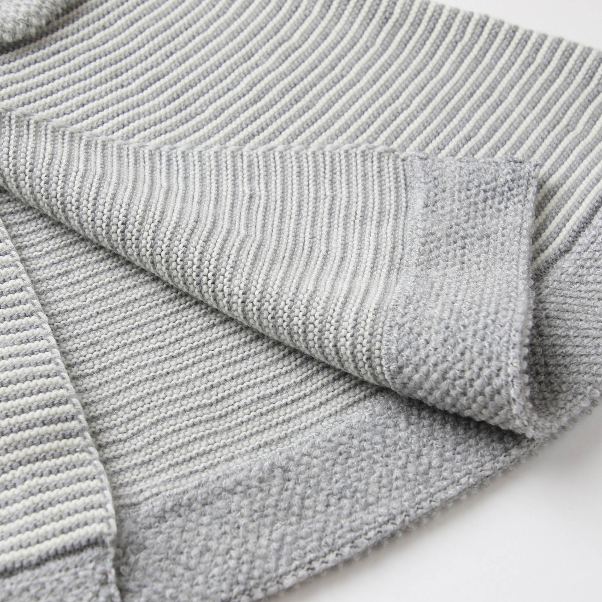 ウインザーオパールケープ(オフ白×グレー)