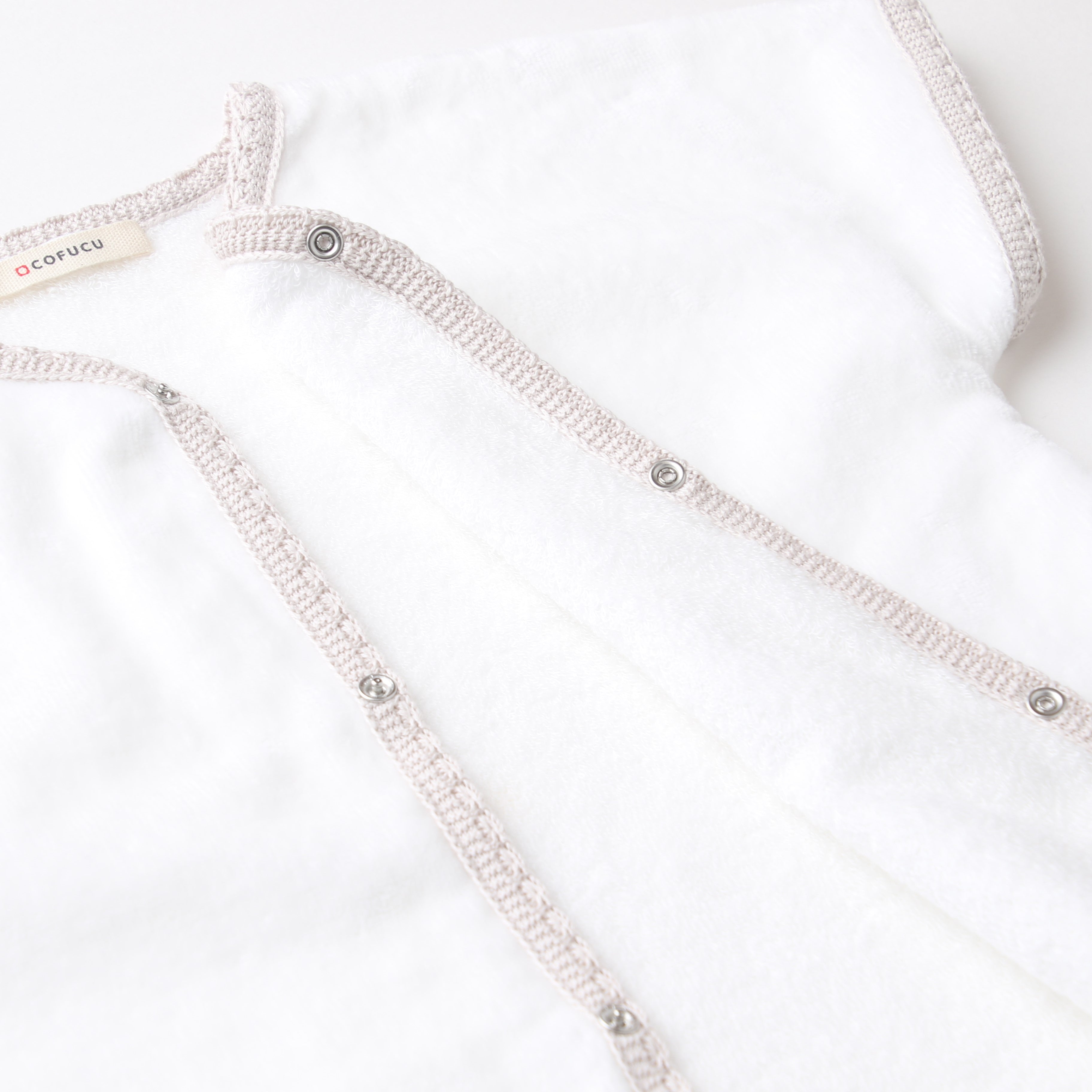 長く使えるふんわりベビーバスローブ