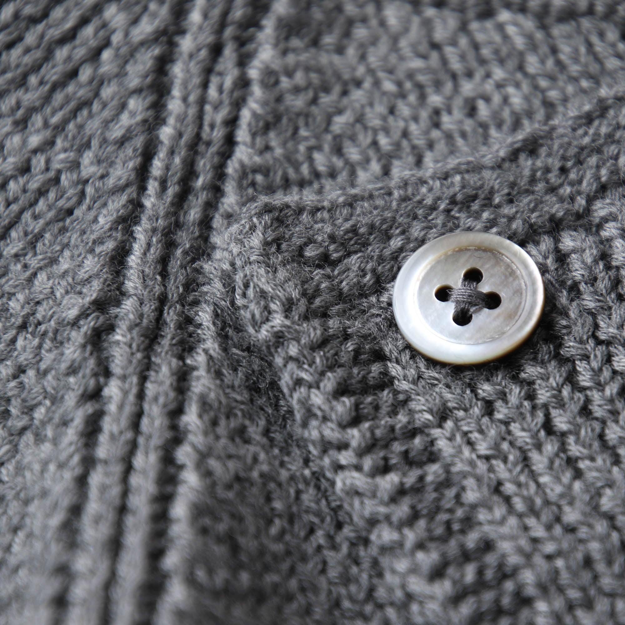 ダブルカーディガン