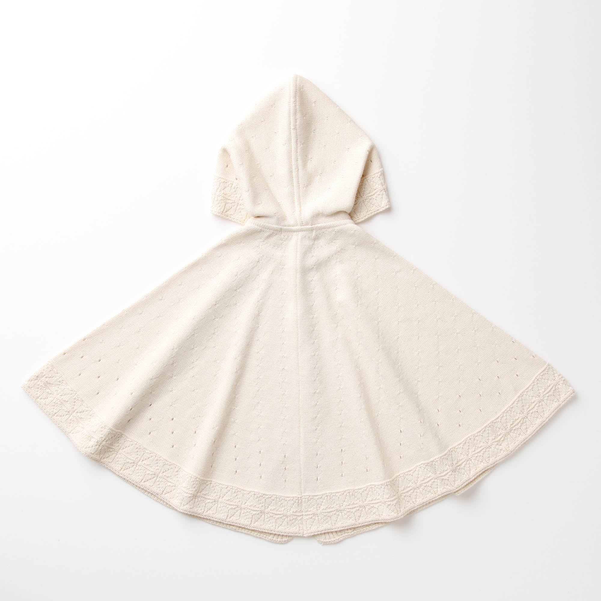 麻の葉柄マント(生成)