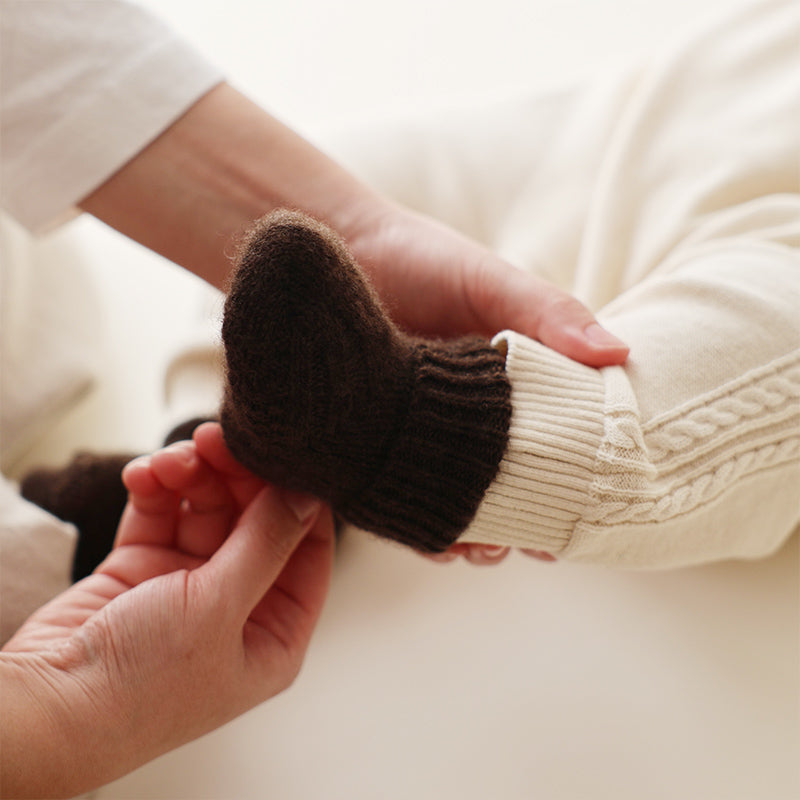 こひつじ帽子とブーティのセット（チョコレート）