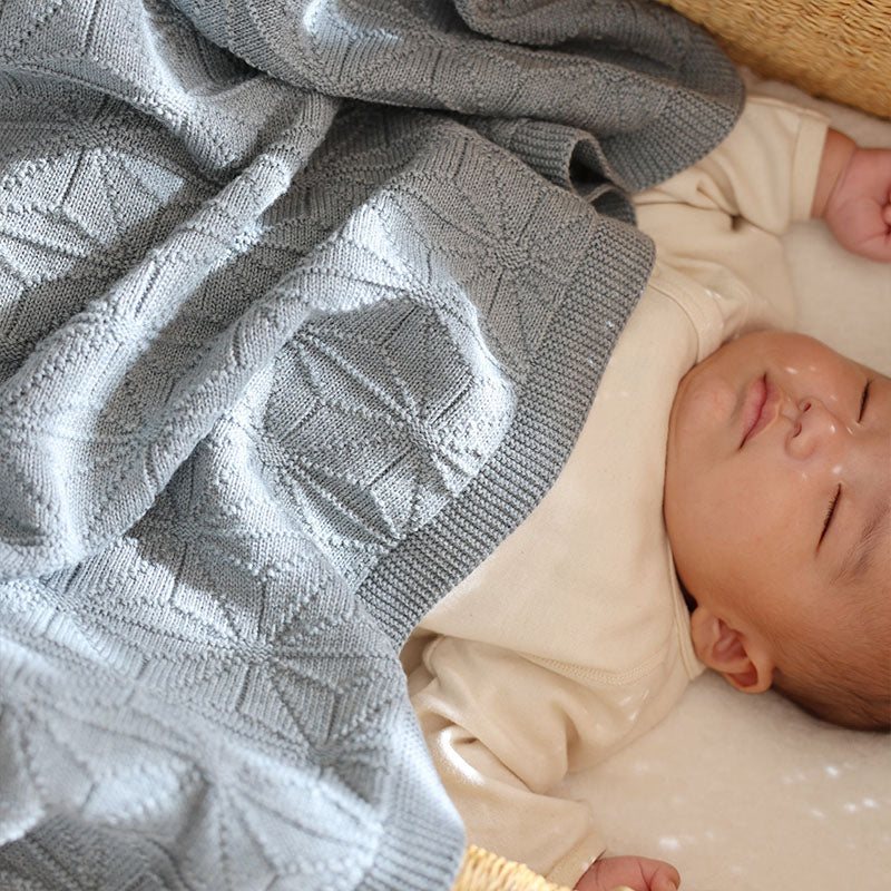 麻の葉柄ニットアフガン（紺青）