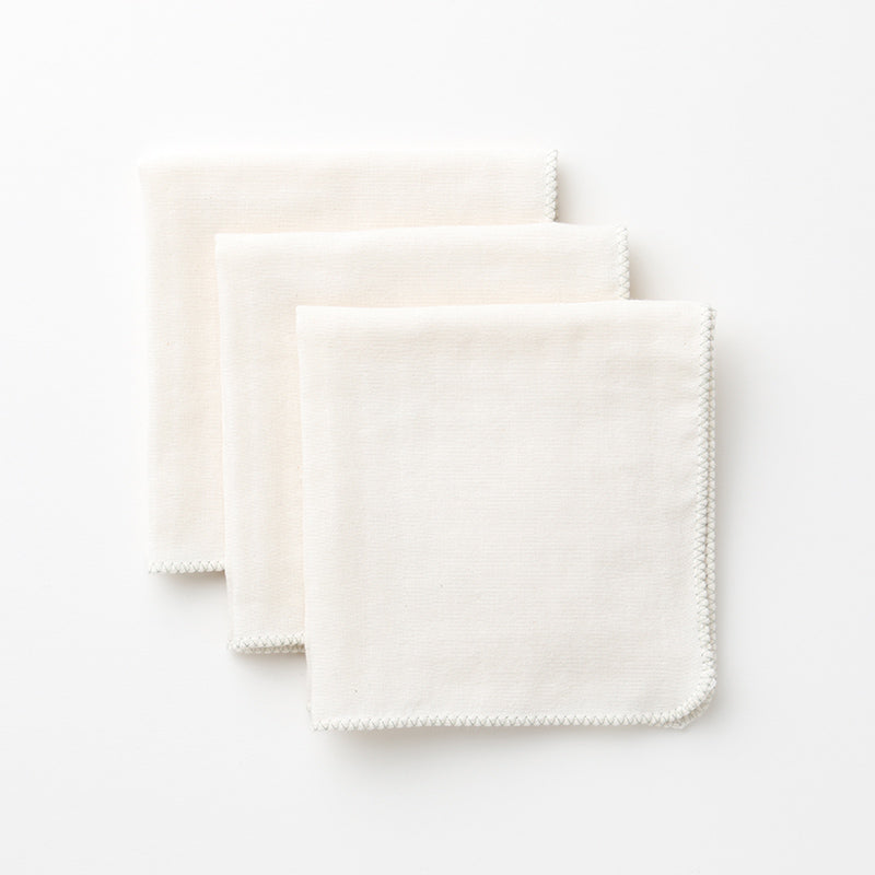 赤ちゃんのためのガーゼハンカチ（32x32cm 3枚セット）